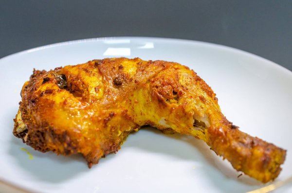 What's the Secret to a Flavorful and Aromatic Indian Butter Chicken?