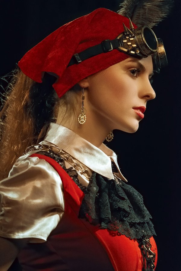 Steampunk fashion: when past meets future